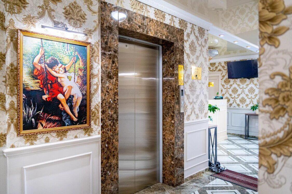 Gold Boutique Hotel Almati Kültér fotó