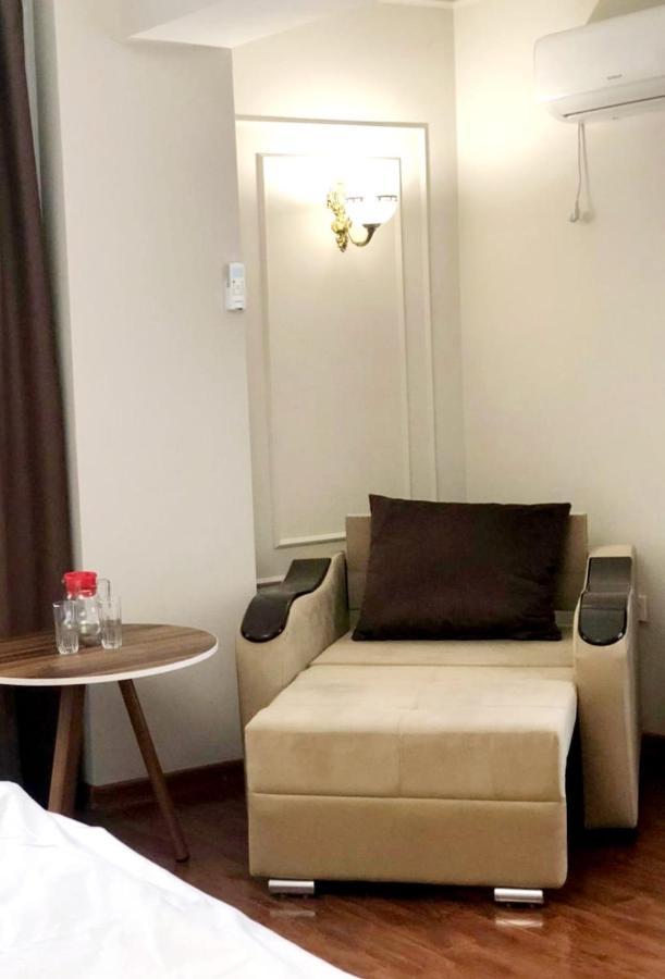 Gold Boutique Hotel Almati Kültér fotó