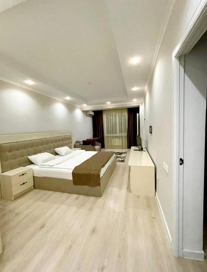 Gold Boutique Hotel Almati Kültér fotó