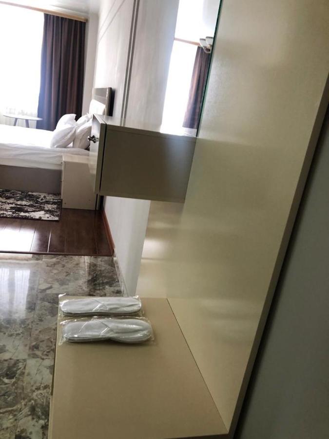 Gold Boutique Hotel Almati Kültér fotó