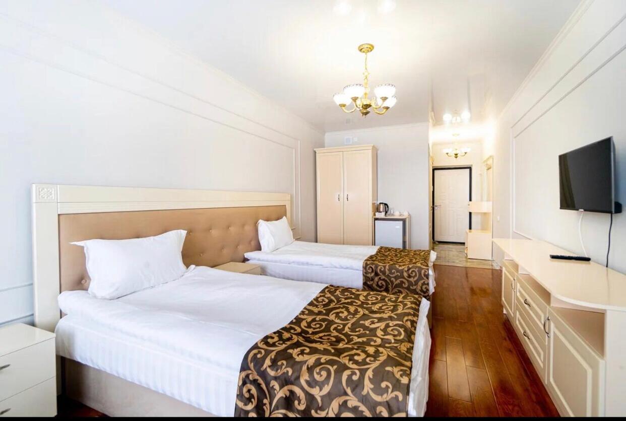 Gold Boutique Hotel Almati Kültér fotó
